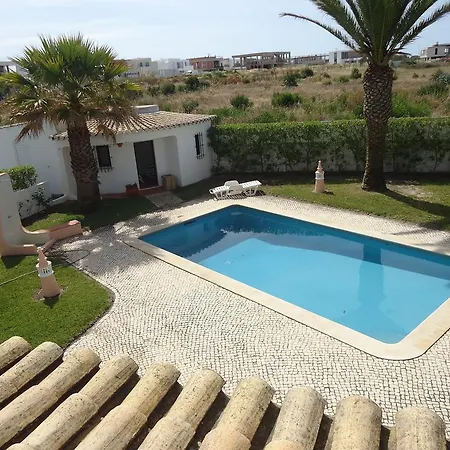 Vila Costa D'oiro * Lagos