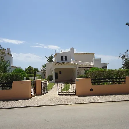 Vila Costa D'oiro Konukevi *