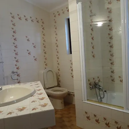 Gæstehus Vila Costa D'oiro *